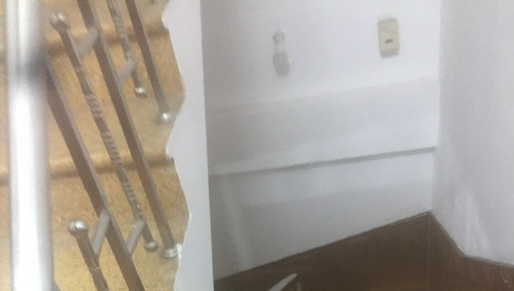 CHO THUÊ NHÀ NGUYÊN CĂN  NGÕ YÊN LÃNG, 80M2, 4 TẦNG, 4 NGỦ, 4 WC, GIÁ 20 TRIỆU